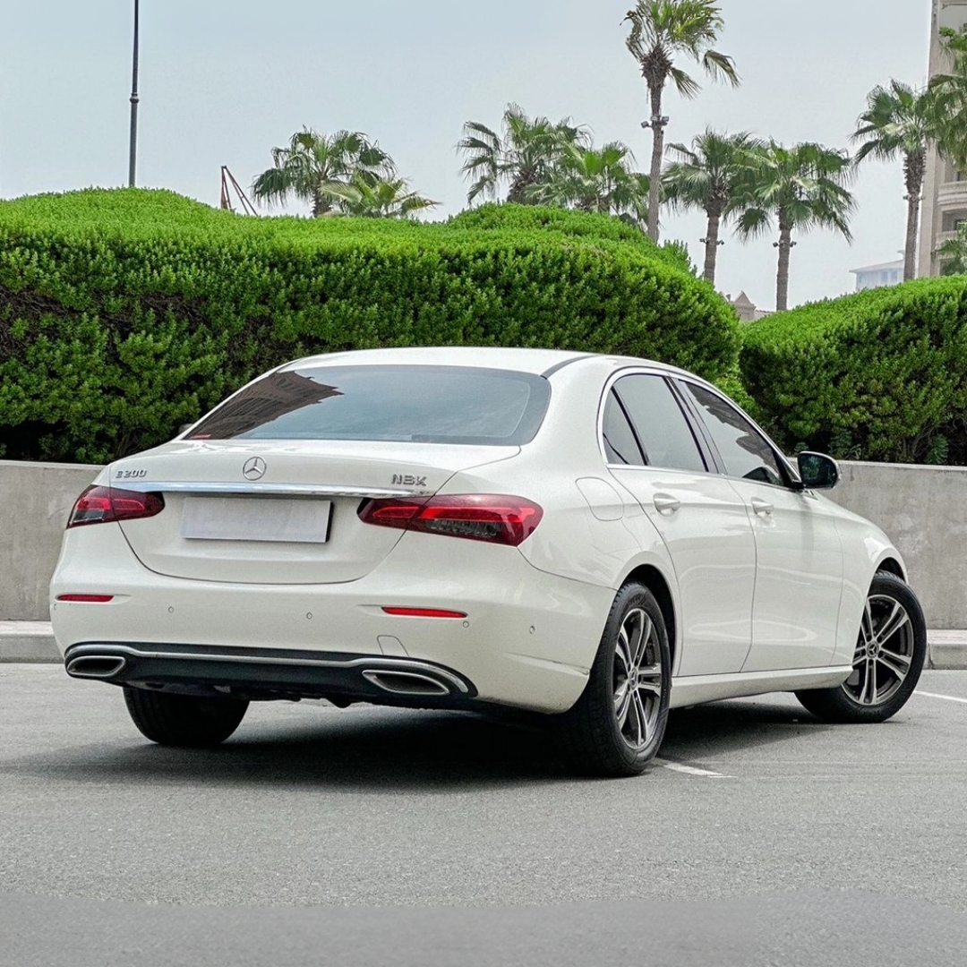 E200